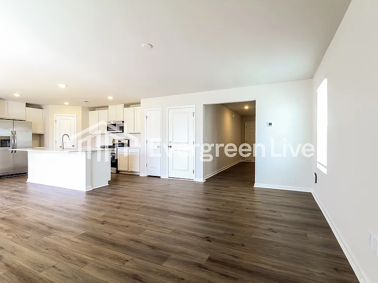 201 Stokely Way — Photo 3