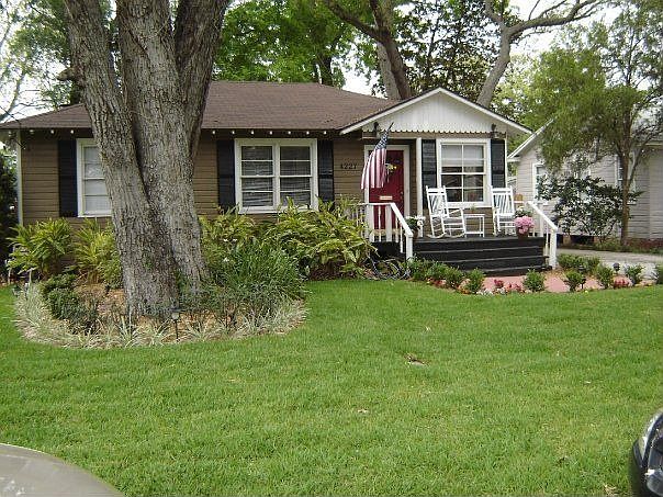 4227 Colonial Ave