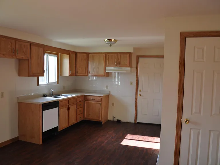 6077 New Taylor Rd #RIGHT SIDE — Photo 2