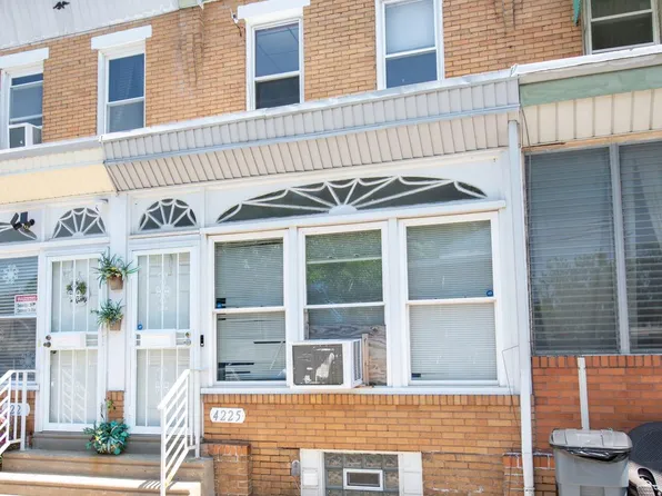 4225 Tackawanna St, Philadelphia, PA 19124
