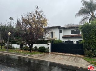 4055 Ventura Canyon Ave, Sherman Oaks, CA 91423