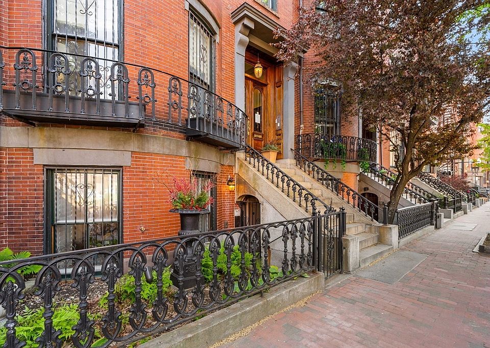 1st image of 617 Massachusetts Ave #1