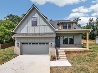 656 Ginger Lake Dr, Rock Spring, GA 30739