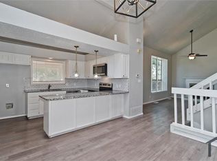 4300 Hidden Creek Dr, Arlington, TX 76016