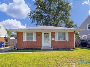 2361 Valeway Dr, Toledo, OH 43613