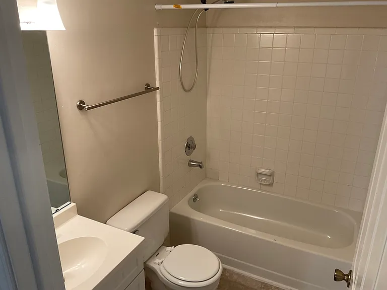 101 Luxon Pl — Photo 25