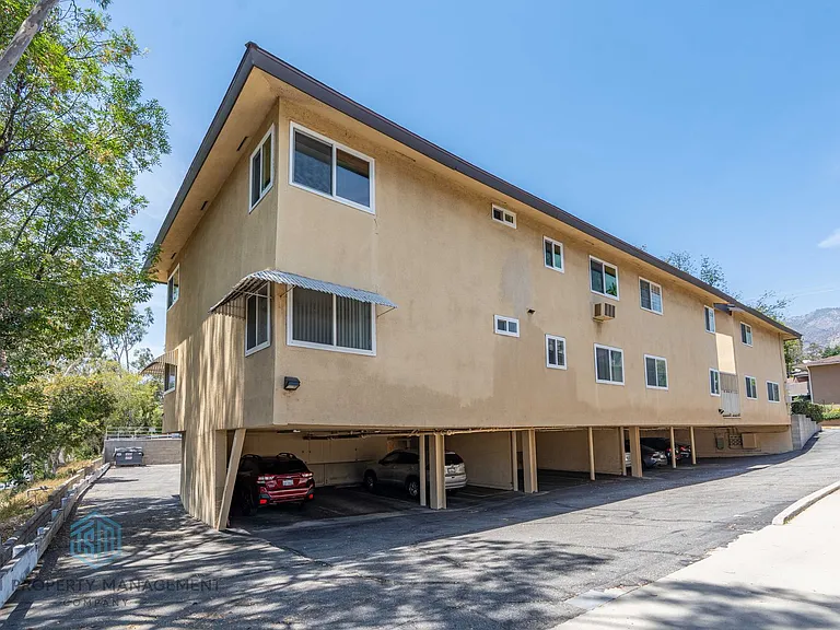 385 Cliff Dr #9 — Photo 18