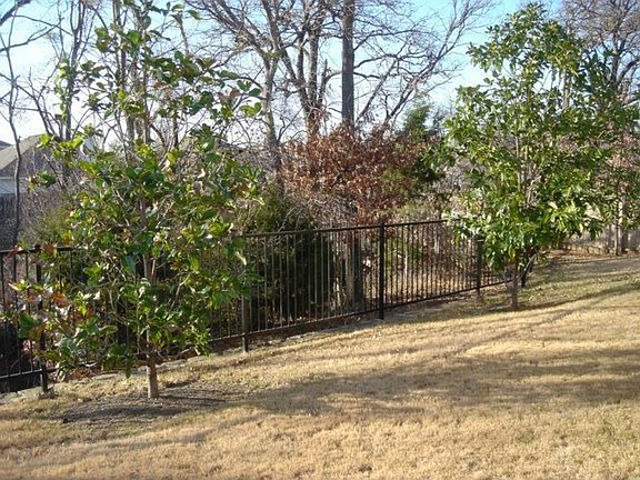 2nd image of 1764 Cliffrose Ln