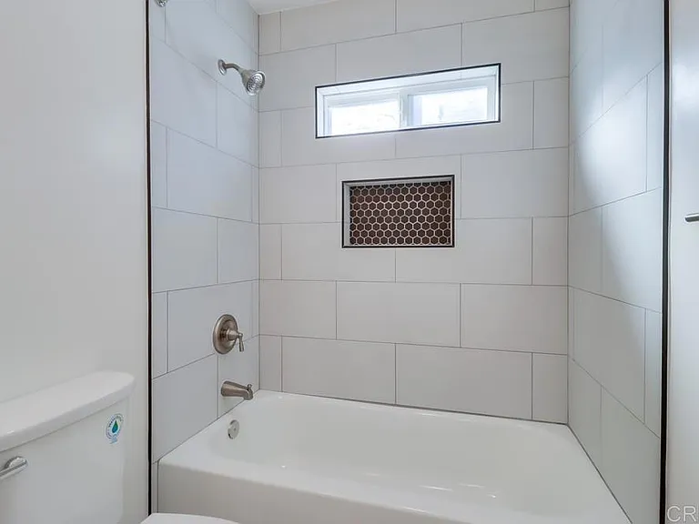 756 Madison Ave #B — Photo 22