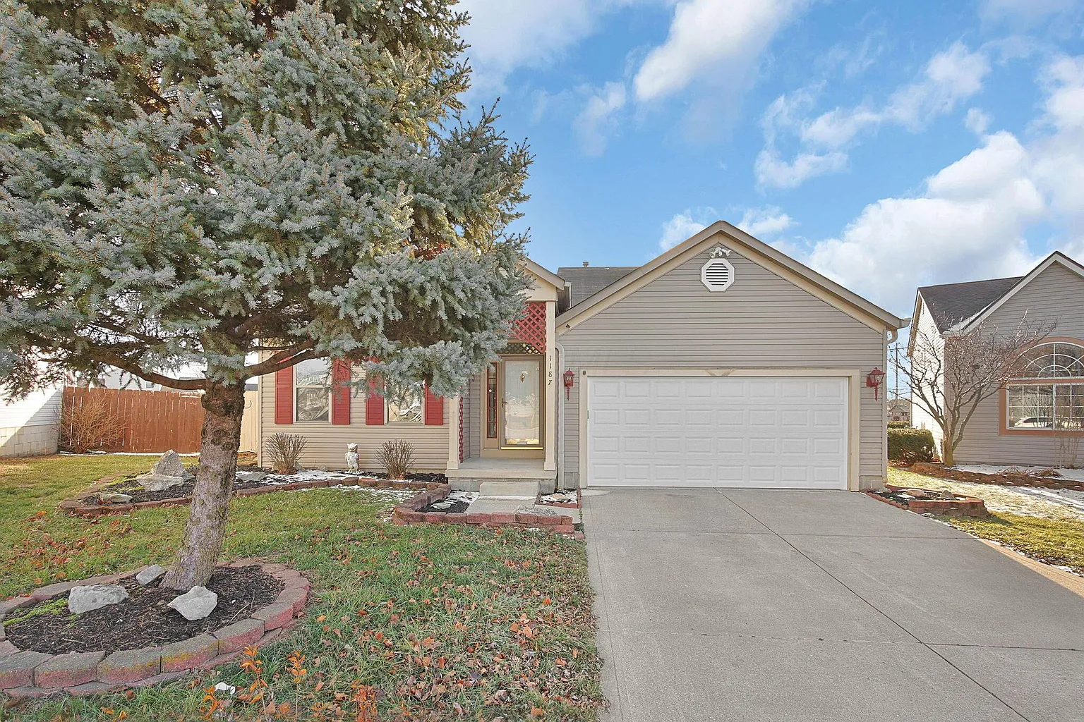 1187 Rendezvous Ln photo 1