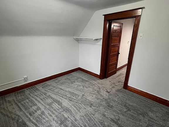 5th image of 306 York St #1/2