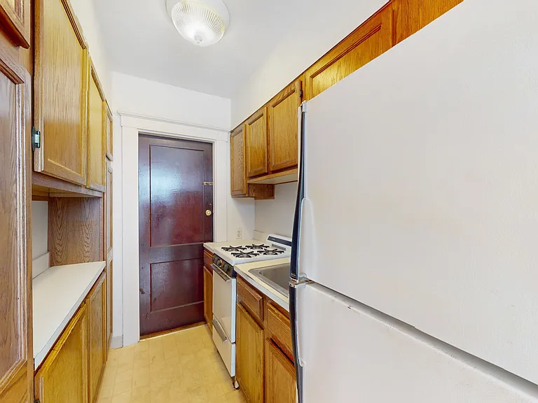 120 Summer St #1 — Photo 6
