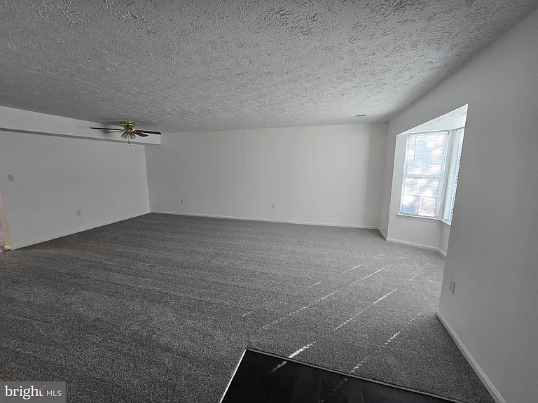 6062 Red Squirrel Pl — Photo 14