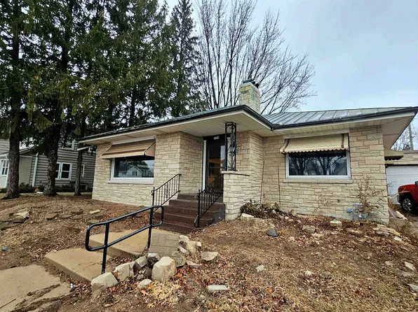 1028 W Main St, Princeton, WI 54968