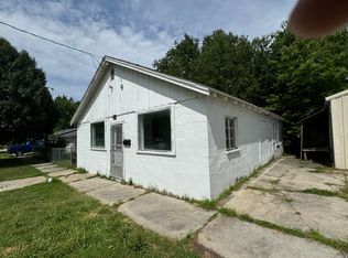 712 Sophia St, Carthage, MO 64836