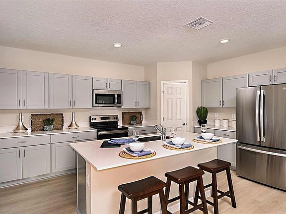 2nd image of 6040 Navona Way