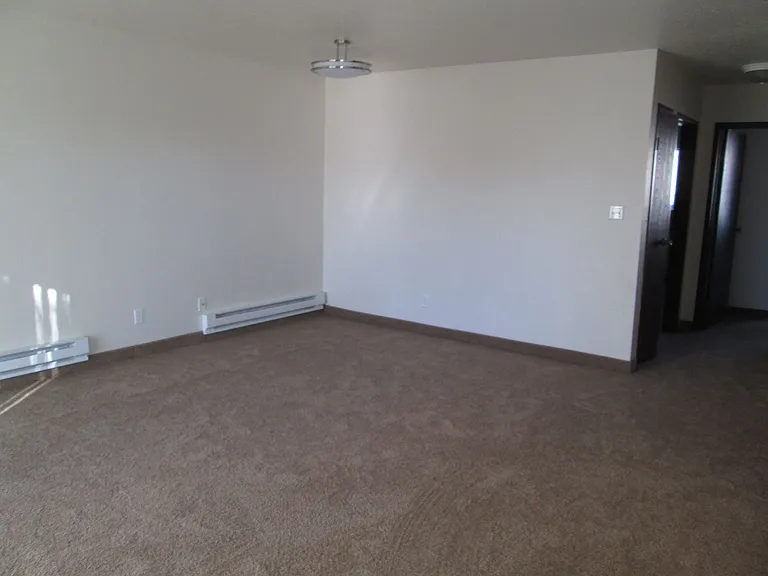 Harrison Apartments — Photo 6