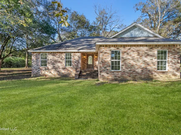 14317 Ramsay Oaks Dr, Vancleave, MS 39565