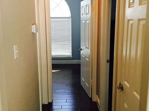 5th image of 2732 Canton Dr