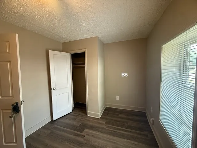 822 Holt Ave — Photo 24