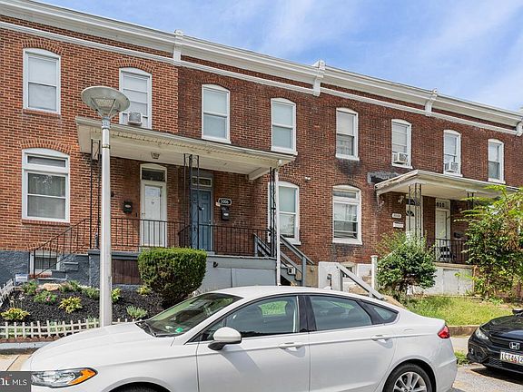 3rd image of 3006 Mathews St