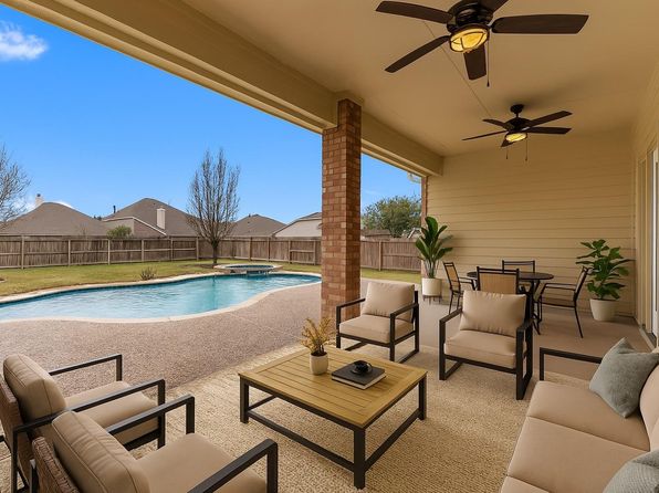 2803 Lockeridge Place Dr, Spring, TX 77386