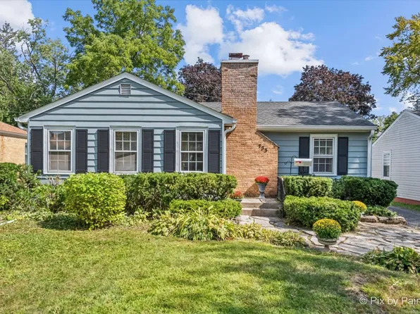 733 Prairie Ave, Barrington, IL 60010