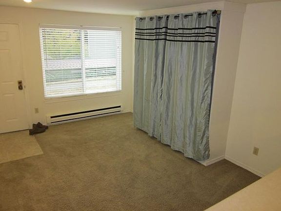 2nd image of 9484 Redmond Woodinville Rd NE APT C107