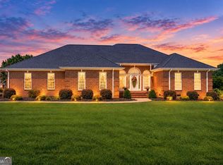 1121 Beacon Light Rd, Hartwell, GA 30643