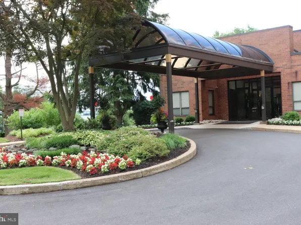 100 Breyer Dr APT 4K, Elkins Park, PA 19027