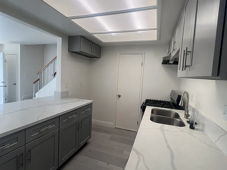 841 S Taylor Ave #3 — Photo 3