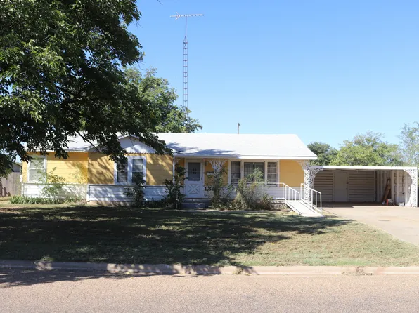 1305 Canyon St, Plainview, TX 79072