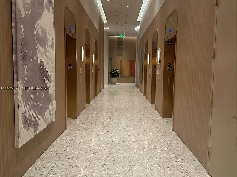 77 SE 5th 2514 Miami #2514 — Photo 12