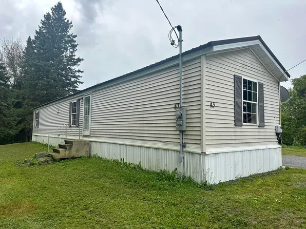 43 Riverside Drive S, Washburn, ME 04786