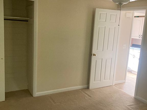 5th image of 7 Ridgewood Ave