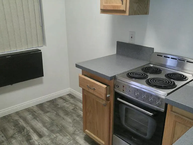 5929 Laurel Canyon Blvd #14 — Photo 8