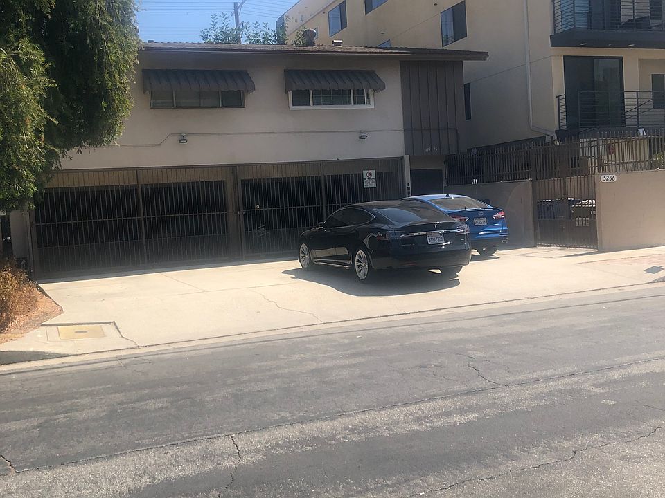 plenty of parking 1 secure