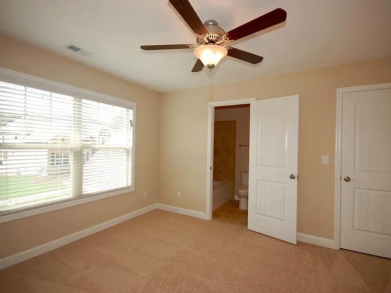 235 Haney Rd — Photo 8