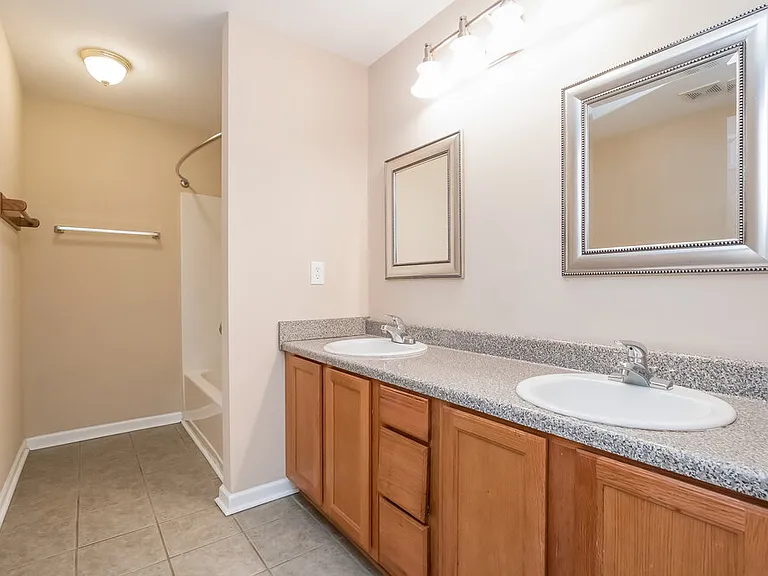 3885 Dollar Cir — Photo 11