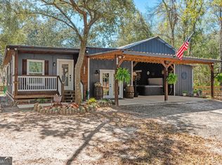 126 Flicker Ln, Saint George, GA 31562
