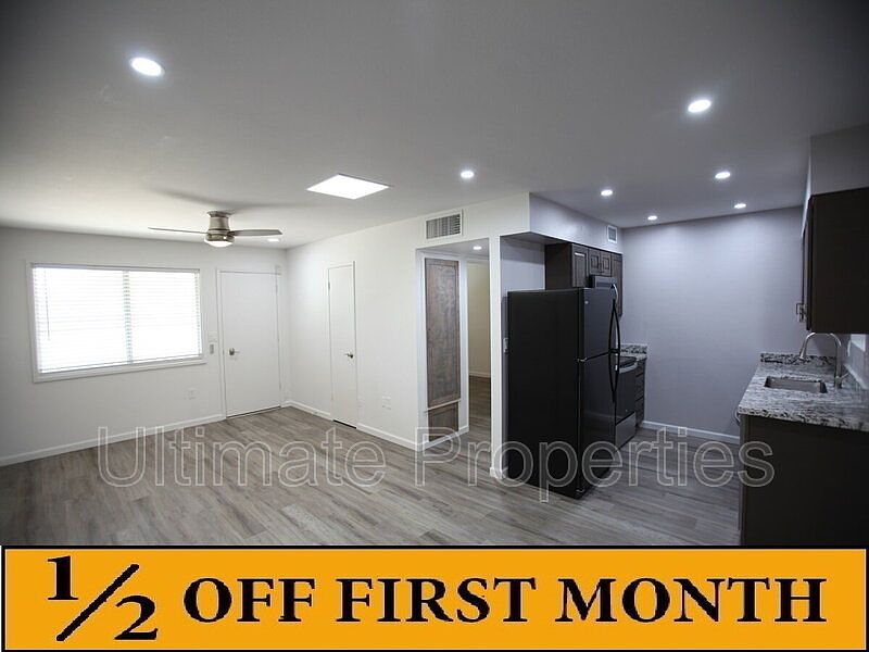 1st image of 10418 W Deanne Dr