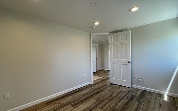 5th image of 2647 Ocean Ave