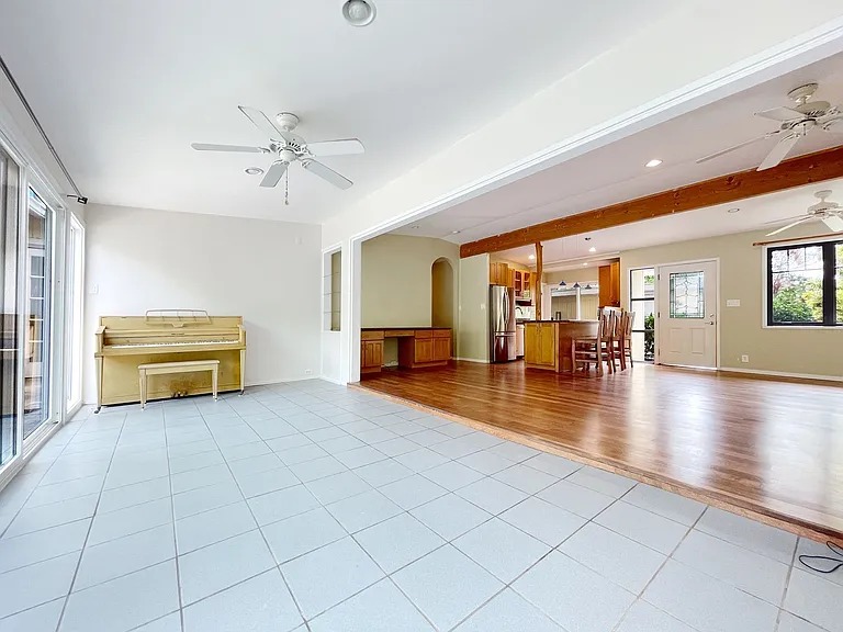 449 Iliwahi Loop — Photo 7