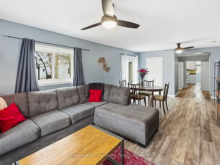 91 Lywood St — Photo 16