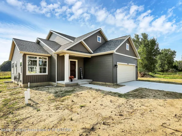 1575 Thimbleberry Ln, Holt, MI 48842