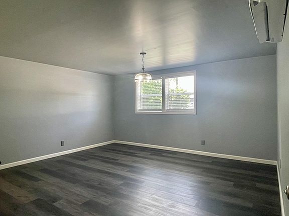 4th image of 3227 Healy Ct