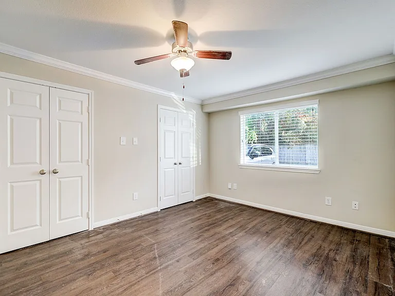 Timbergrove — Photo 10