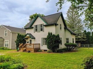 310 Harrison St, Lapeer, MI