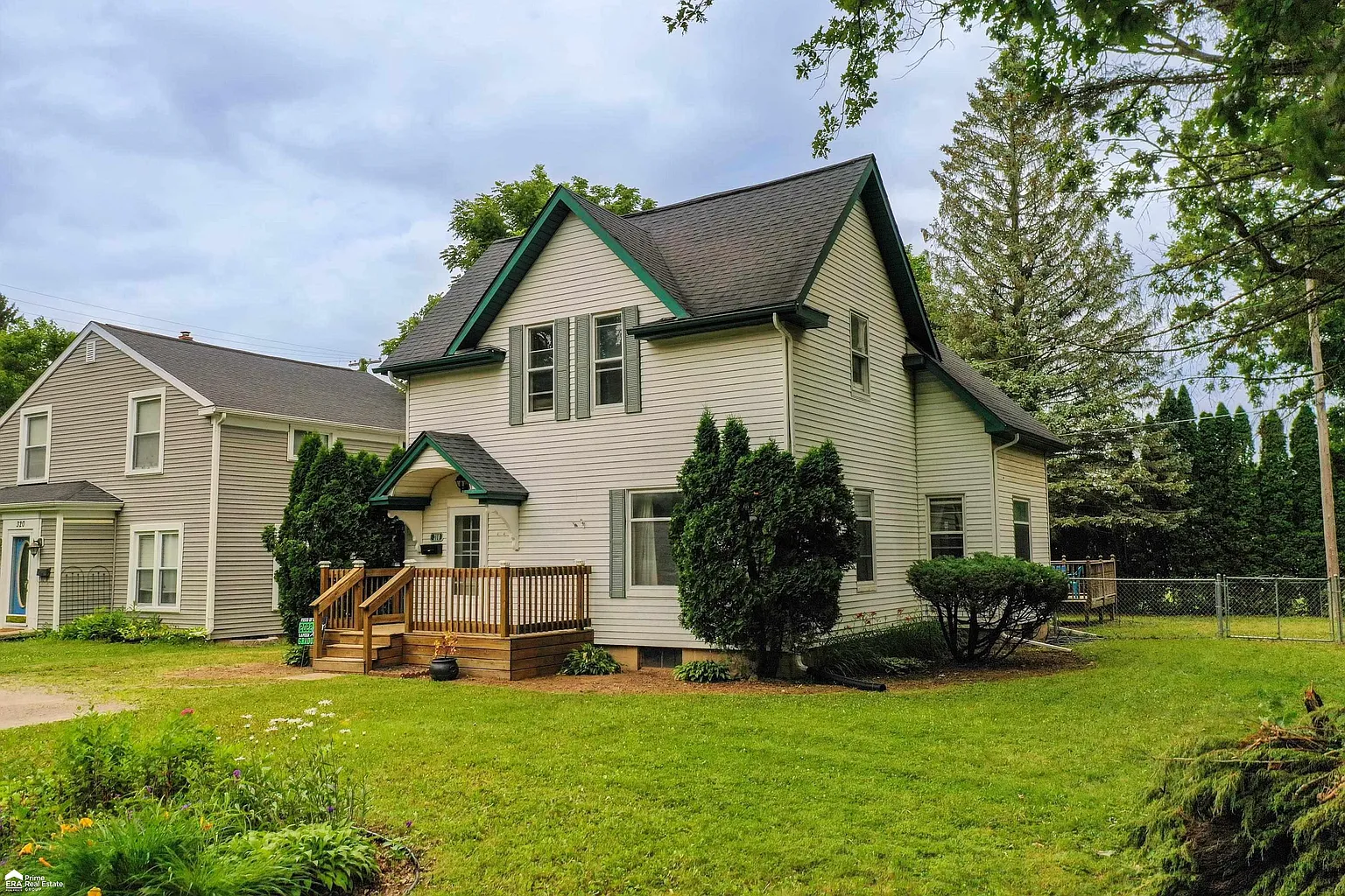 310 Harrison St photo 1