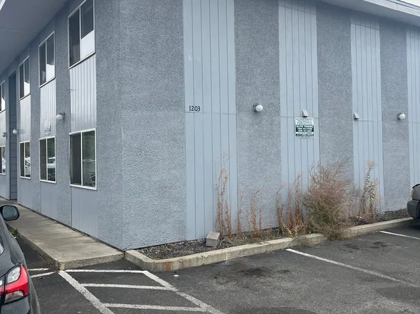 1201 S 16th Ave #15, Yakima, WA 98902